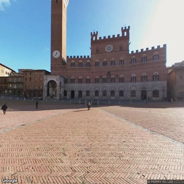 All'ombra della Torre